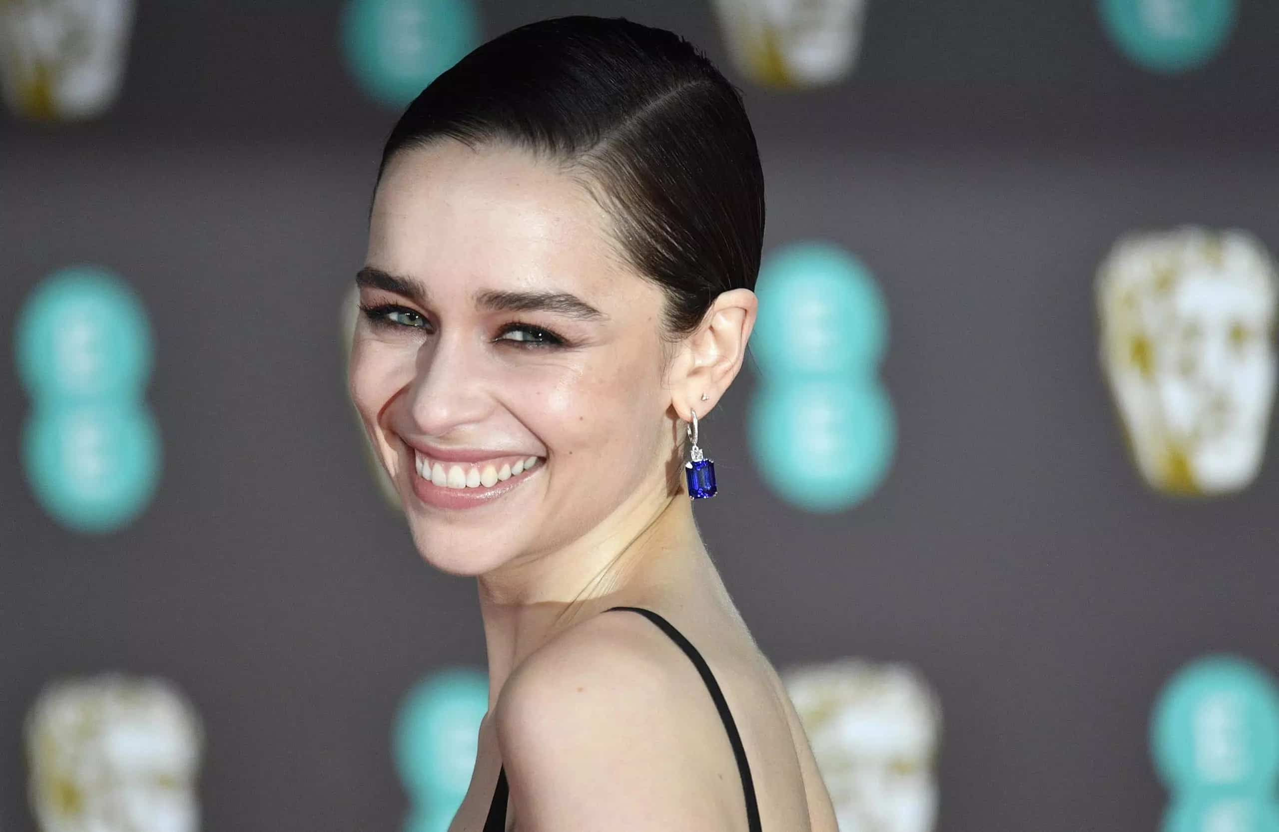 Emilia Clarke: le foto condivise dall’attrice della sua operazione al cervello