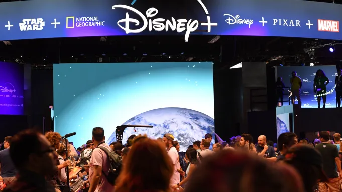 Disney+: in arrivo un aumento dei prezzi e la versione con pubblicità