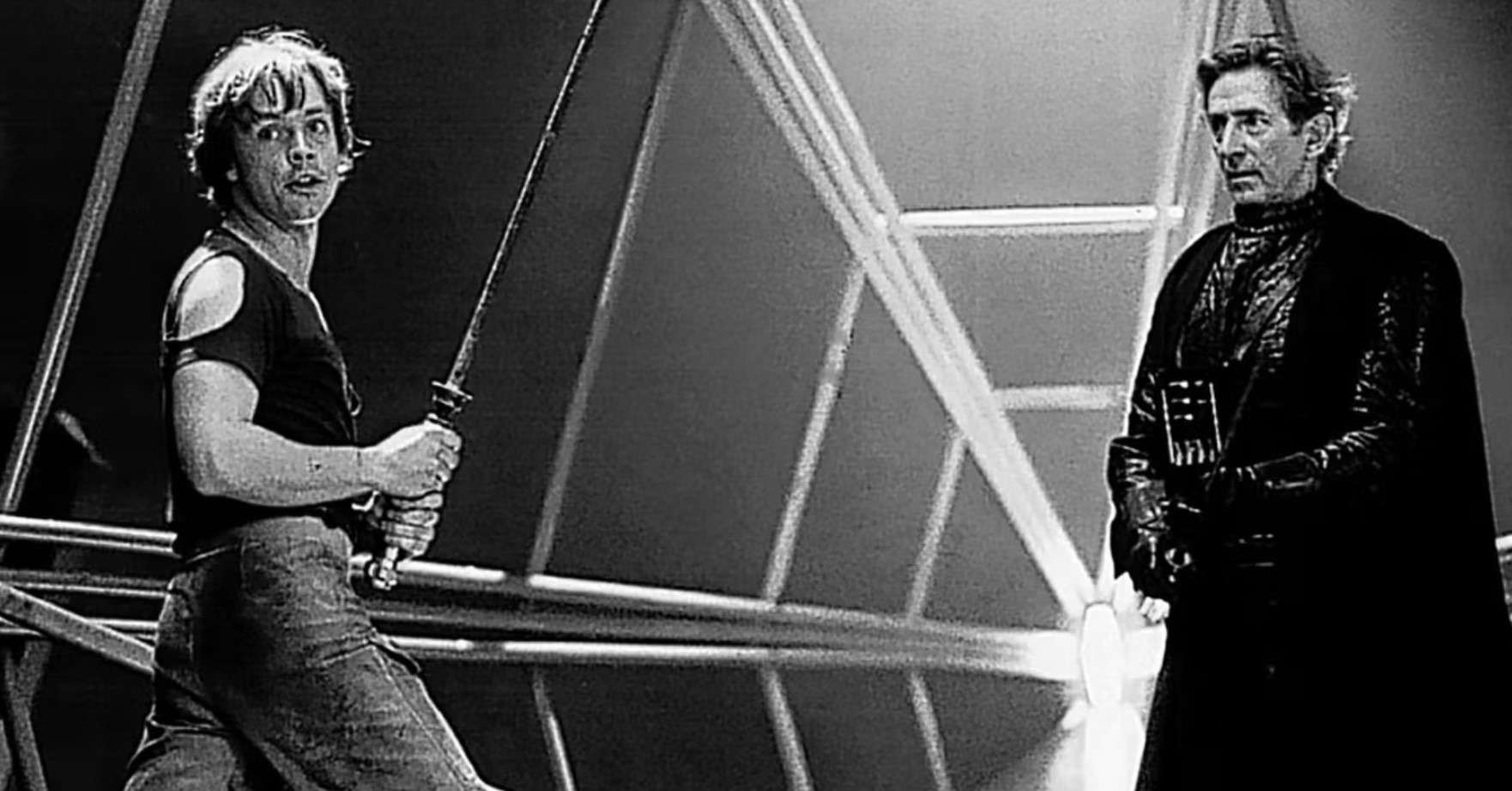 Star Wars: tutti gli attori che hanno interpretato Darth Vader, dal 1977 ad oggi