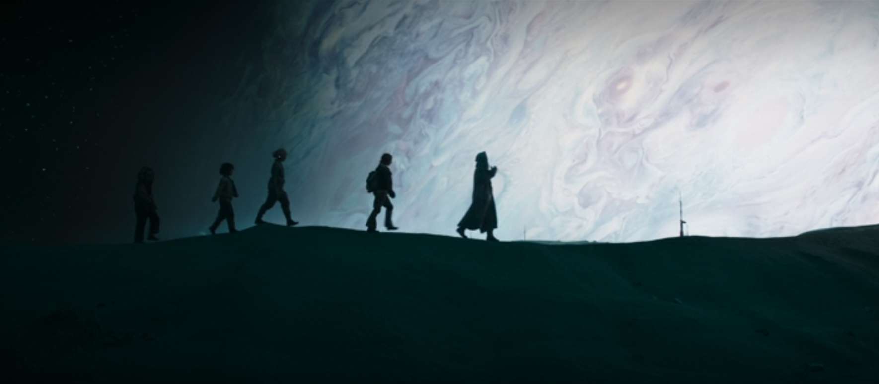 Ravi Cabot-Conyers: Lavorare a Skeleton Crew &egrave; stato stimolante e divertente, sul set c’era un clima di pace e divertimento