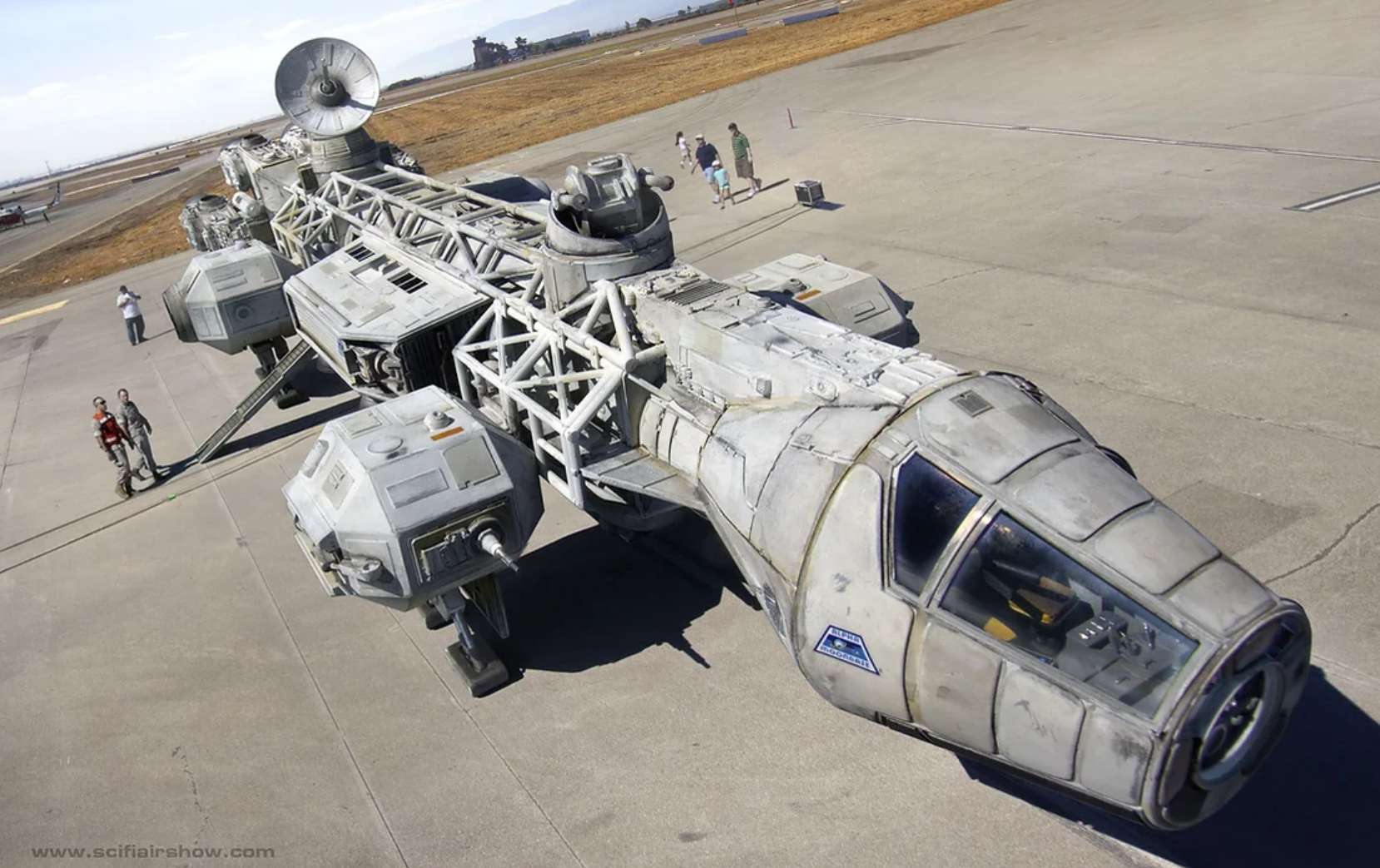 La nave concept del Millennium Falcon appare in Skeleton Crew: la conferma del designer