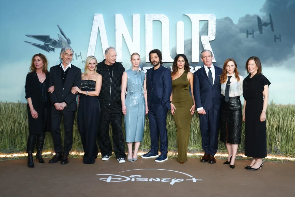 Andor 2: nelle nuove immagini ufficiali Cassian e K-2SO di nuovo insieme