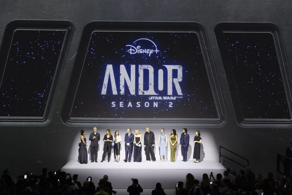 Andor 2: nelle nuove immagini ufficiali Cassian e K-2SO di nuovo insieme